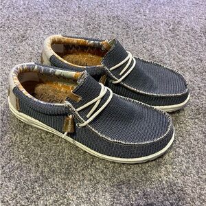 Men’s Hey Dude, Size 7, Slip-On shoes